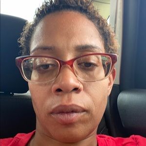 Meet your Posher, Felicia